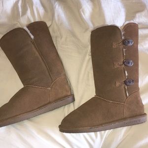 Tan Bearpaw boots- size 9